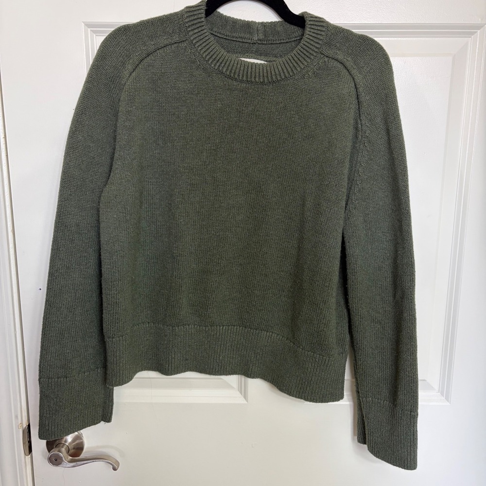 Abercrombie & Fitch Womens Small Olive Green Crewneck Knit Sweater Cotton Blend